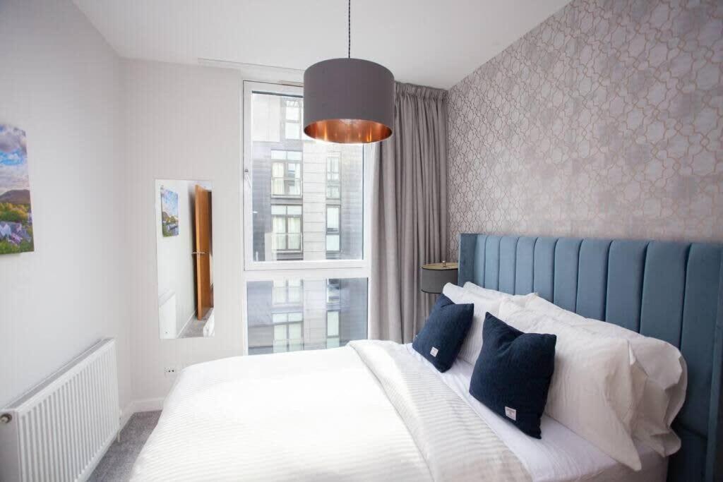 1 Bedroom Apartment In Very Central Location グラスゴー エクステリア 写真